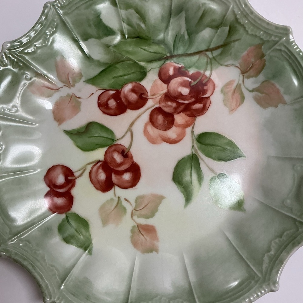Antique Porcelain Cherries Plate Hand-Painted Green Scalloped Rim 8.5โ France - Picture 8 of 12